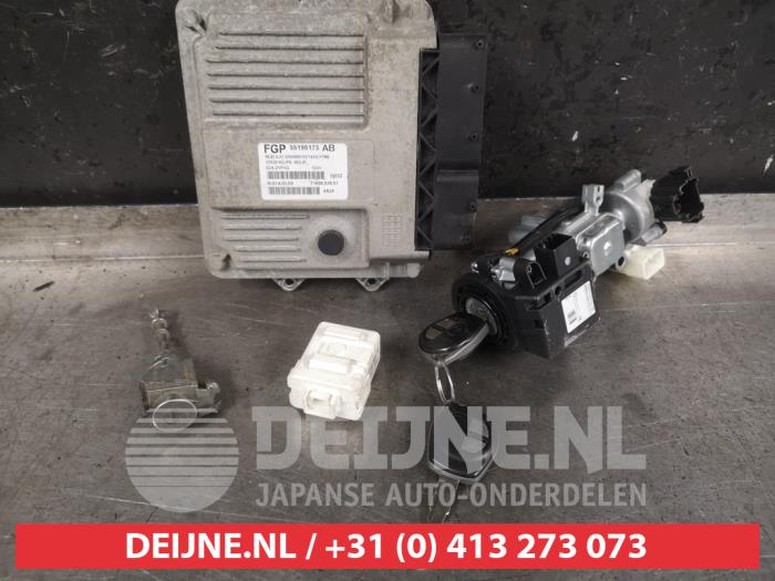 Suzuki Swift Slotenset Cilinder (compleet) O278695