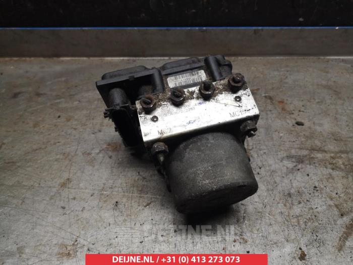 Nissan Primera ABS Pumpe O337591