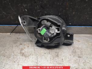 Mazda 3 Fog light, front left O267734 photo 2