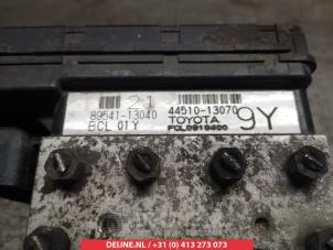 Toyota Corolla Verso ABS Pumpe O338497 foto 2