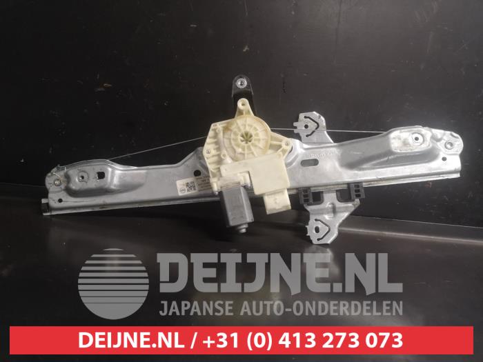 Nissan Qashqai Ruitmechaniek 4Deurs links-voor O275684