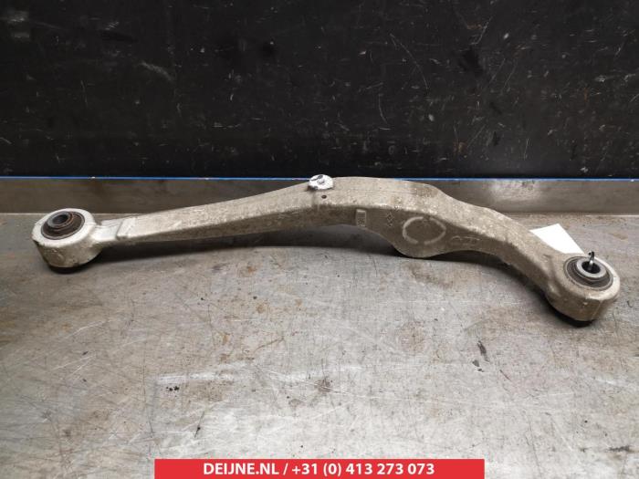 Nissan Qashqai Draagarm rechts-achter O384271