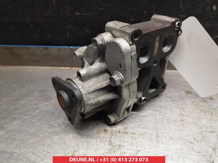 Mitsubishi Outlander Water pump O348015