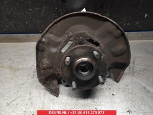 Toyota Corolla Verso Fusee rechts-voor O324160 foto 2