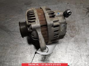 Gebruikte Dynamo Suzuki Grand Vitara II (JT) 2.0 16V Prijs € 40,00 Margeregeling aangeboden door V.Deijne Jap.Auto-onderdelen BV