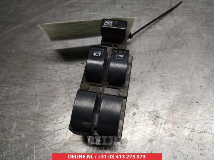 Daihatsu Cuore Combischakelaar ramen O312196