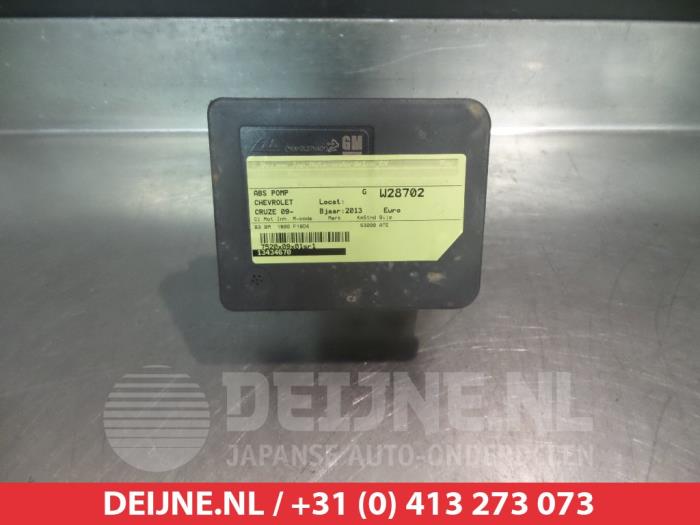 Gebruikte ABS Pomp Chevrolet Cruze 1.8 16V VVT Bifuel Prijs € 100,00 Margeregeling aangeboden door V.Deijne Jap.Auto-onderdelen BV
