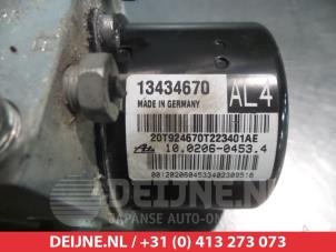 Chevrolet Cruze ABS Pomp O337129 foto 3