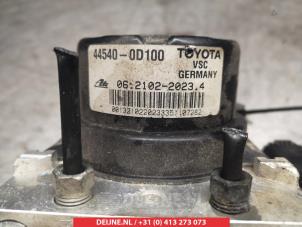 Toyota Yaris ABS Pomp O338637 foto 2