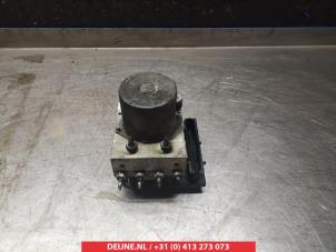 Subaru Legacy ABS pump O337766 photo 2