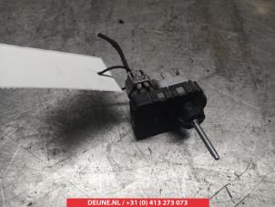 Subaru Legacy Scheinwerfermotor O267552 foto 2