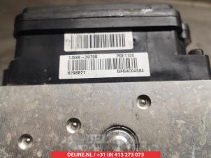 Hyundai I20 ABS pump O337404 photo 3