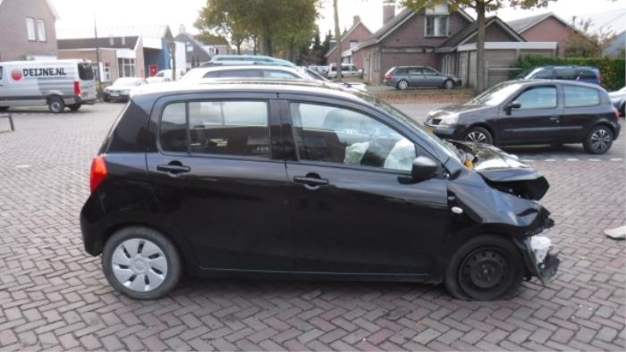 Suzuki Celerio Portier 4Deurs rechts-voor O273630