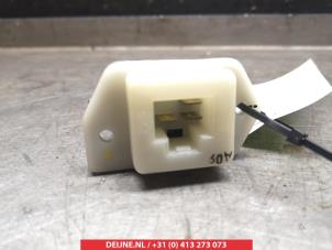 Ssang Yong Tivoli Heater resistor O368085 photo 2