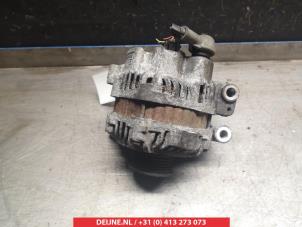 Gebruikte Dynamo Suzuki Grand Vitara II (JT) 2.4 16V Prijs € 40,00 Margeregeling aangeboden door V.Deijne Jap.Auto-onderdelen BV