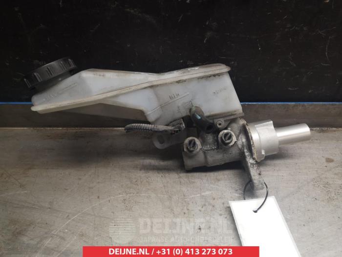 Nissan Qashqai+2 Hoofdremcilinder O336570