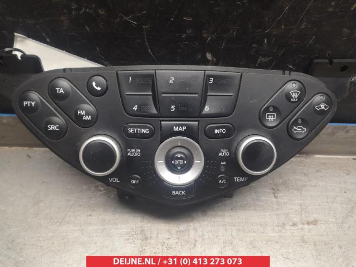 Nissan Primera Heater control panel O305676