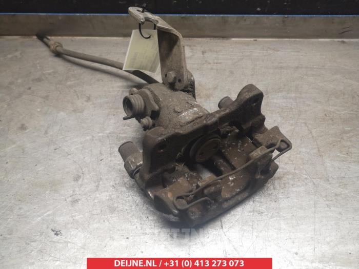 Nissan Primera Bremszange rechts hinten O376910