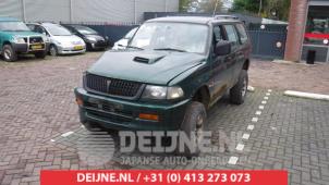 Mitsubishi Pajero Tür 4-türig links vorne O272618 foto 2