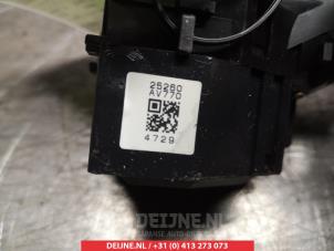 Nissan Terrano Wiper switch O309720 photo 2