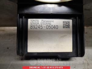 Toyota Avensis Steering angle sensor O264058 photo 2