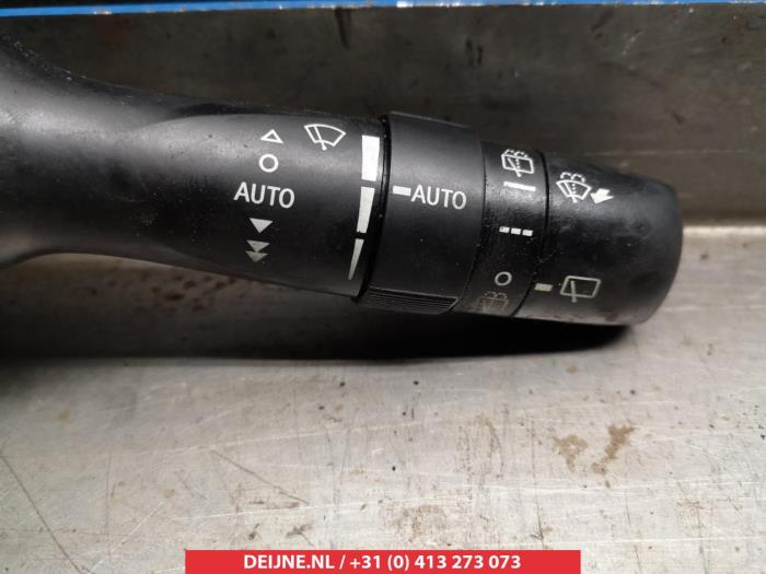 Toyota Avensis Wiper switch O310444