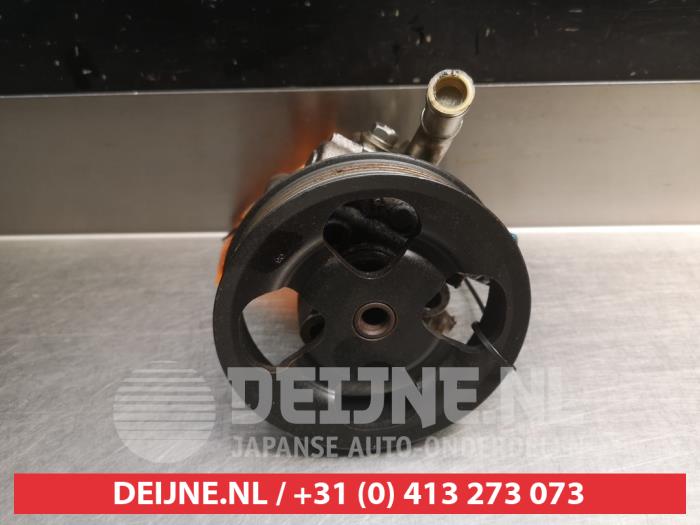 Gebruikte Servopomp Mitsubishi Pajero Hardtop (V6/7) 3.8 V6 24V MIVEC Prijs € 100,00 Margeregeling aangeboden door V.Deijne Jap.Auto-onderdelen BV