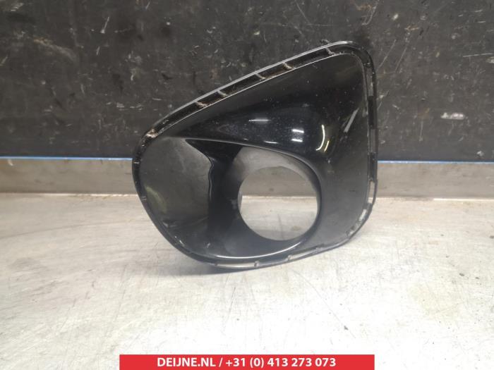 Toyota Avensis Bumper Rooster O264640