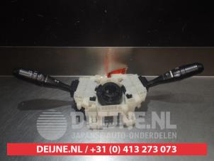 Gebruikte Combischakelaar Stuurkolom Mitsubishi Colt CZC 1.5 16V Prijs € 20,00 Margeregeling aangeboden door V.Deijne Jap.Auto-onderdelen BV