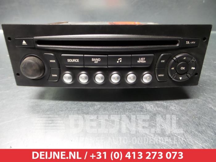 Mitsubishi Pajero Radio O313220