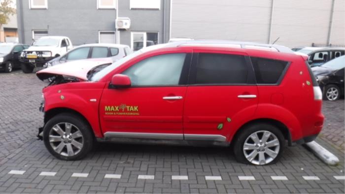 Mitsubishi Outlander Rear door 4-door, left O285411