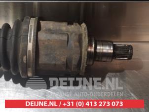 Toyota Rav-4 Aandrijfas links-voor O318738 foto 3