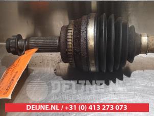 Toyota Rav-4 Aandrijfas links-voor O318738 foto 2