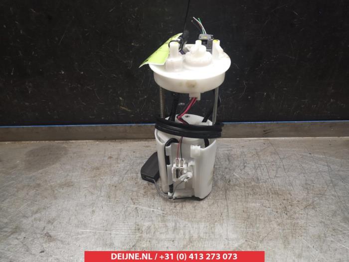 Gebruikte Tank element Pomp Honda Jazz (GK/GP) 1.3 -i-VTEC 16V Prijs € 100,00 Margeregeling aangeboden door V.Deijne Jap.Auto-onderdelen BV