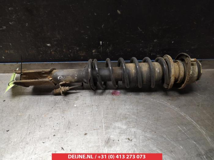 Subaru Vivio Stoßdämpferstrebe rechts vorne O321453