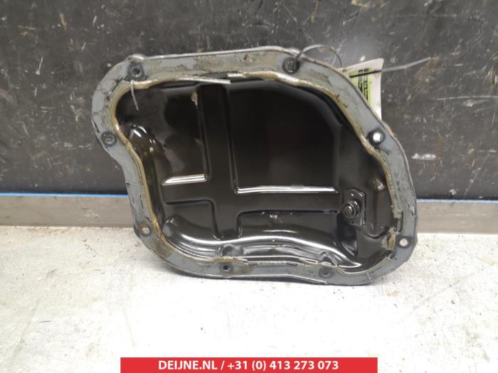 Gebruikte Carterpan Nissan Note (E11) 1.6 16V Prijs € 40,00 Margeregeling aangeboden door V.Deijne Jap.Auto-onderdelen BV