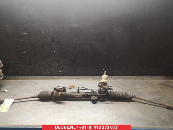 Mitsubishi Grandis Lenkgetriebe Servo O330531