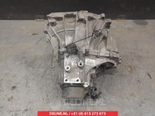 Daihatsu Cuore Gearbox O372772 photo 3