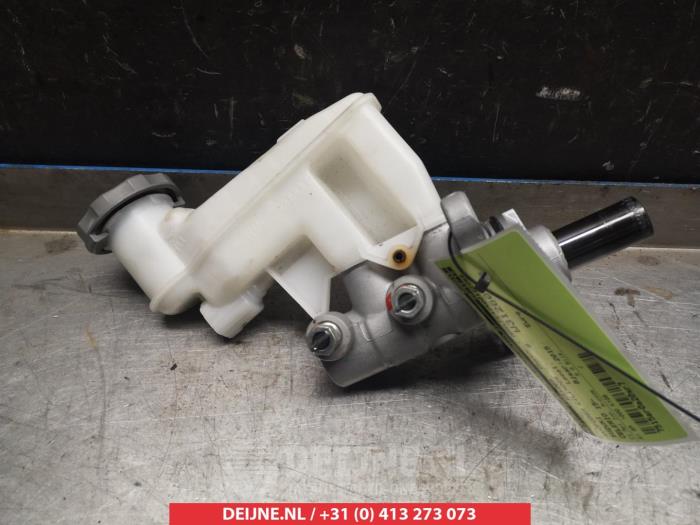 Suzuki Celerio Hoofdremcilinder O336959