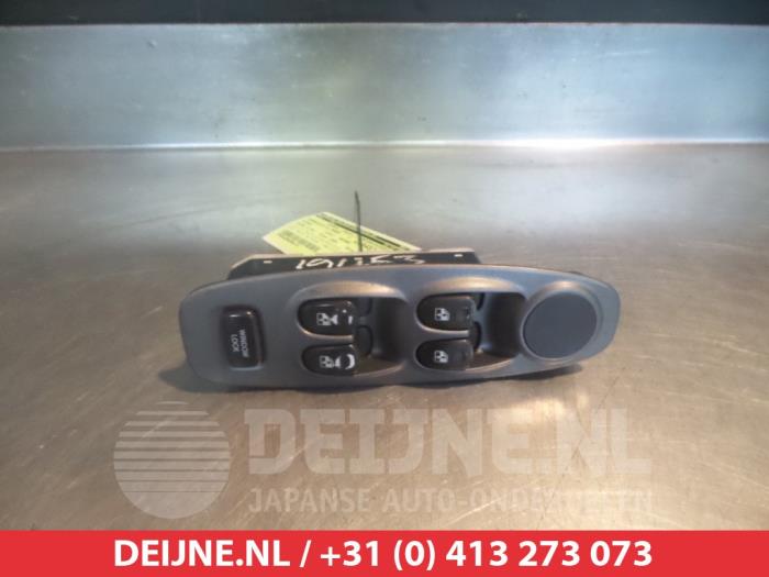 Nissan Micra Combischakelaar ramen O311610