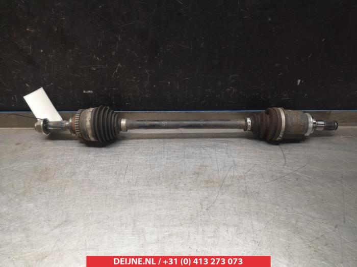 Suzuki Celerio Antriebswelle links vorne O318446