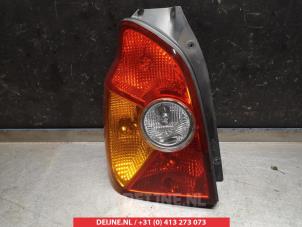 Hyundai Terracan Rücklicht links O297542 foto 2