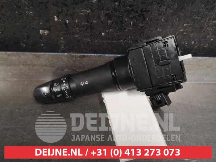 Mitsubishi Space Star Licht Schakelaar O307050