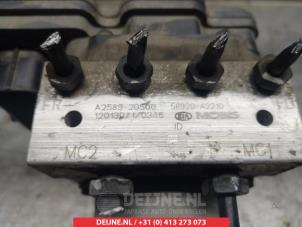 Kia Ceed ABS Pomp O337893 foto 2