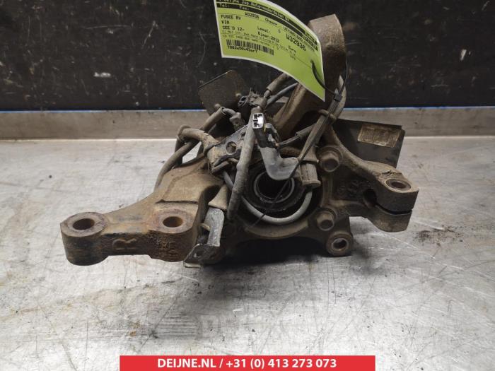 Kia Ceed Fusee rechts-voor O323725