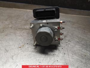 Suzuki Celerio ABS pump O338331 photo 2