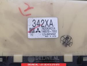 Mitsubishi Pajero Heater control panel O306031 photo 2