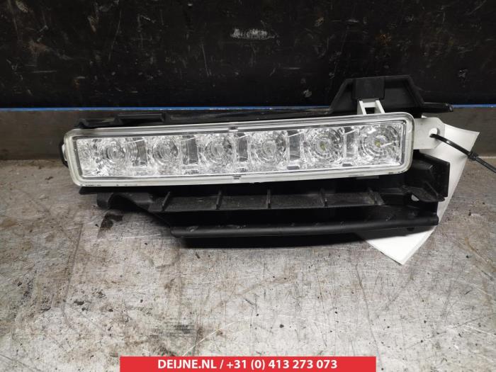 Toyota Aygo Tageslicht links O266780
