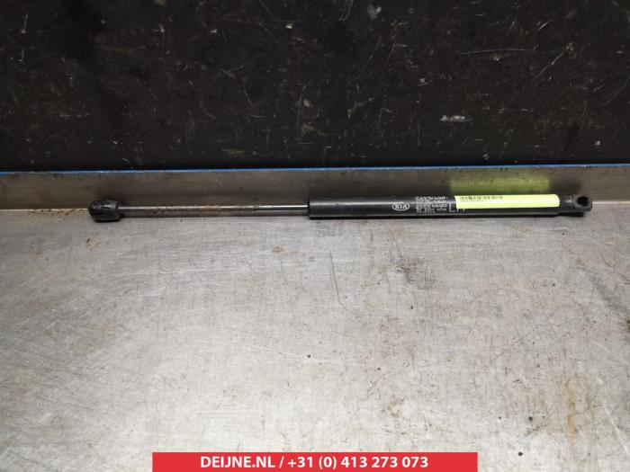 Kia Sorento Gasdemper links-achter O294006