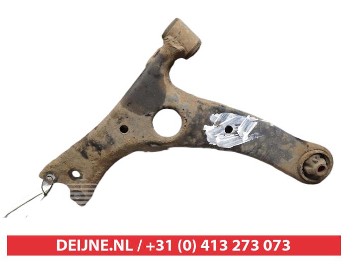 Toyota Celica Draagarm onder links-voor O381875